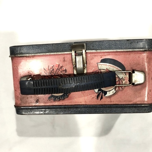 Raggedy Ann and Andy 1973 metal antique lunchbox and thermos - Picture 4 of 12